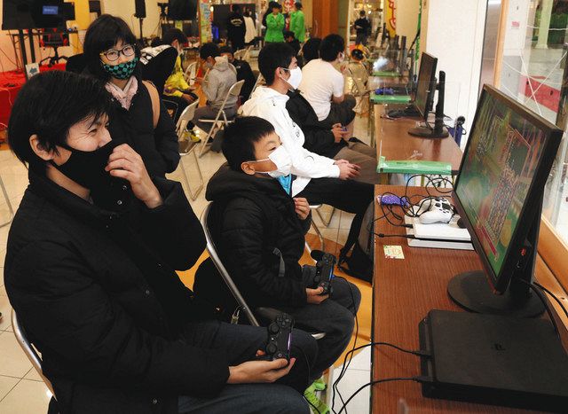 ｅスポーツ プロに挑戦 岐阜 柳ケ瀬でフェスティバル 中日新聞web