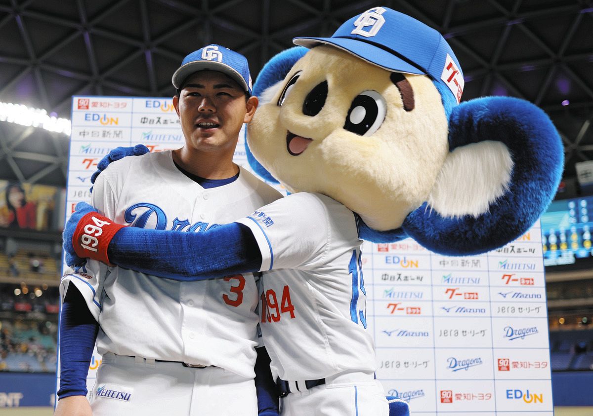 中日・高橋周平、「ぼく、立ってます？」 久々のお立ち台に”珍回答