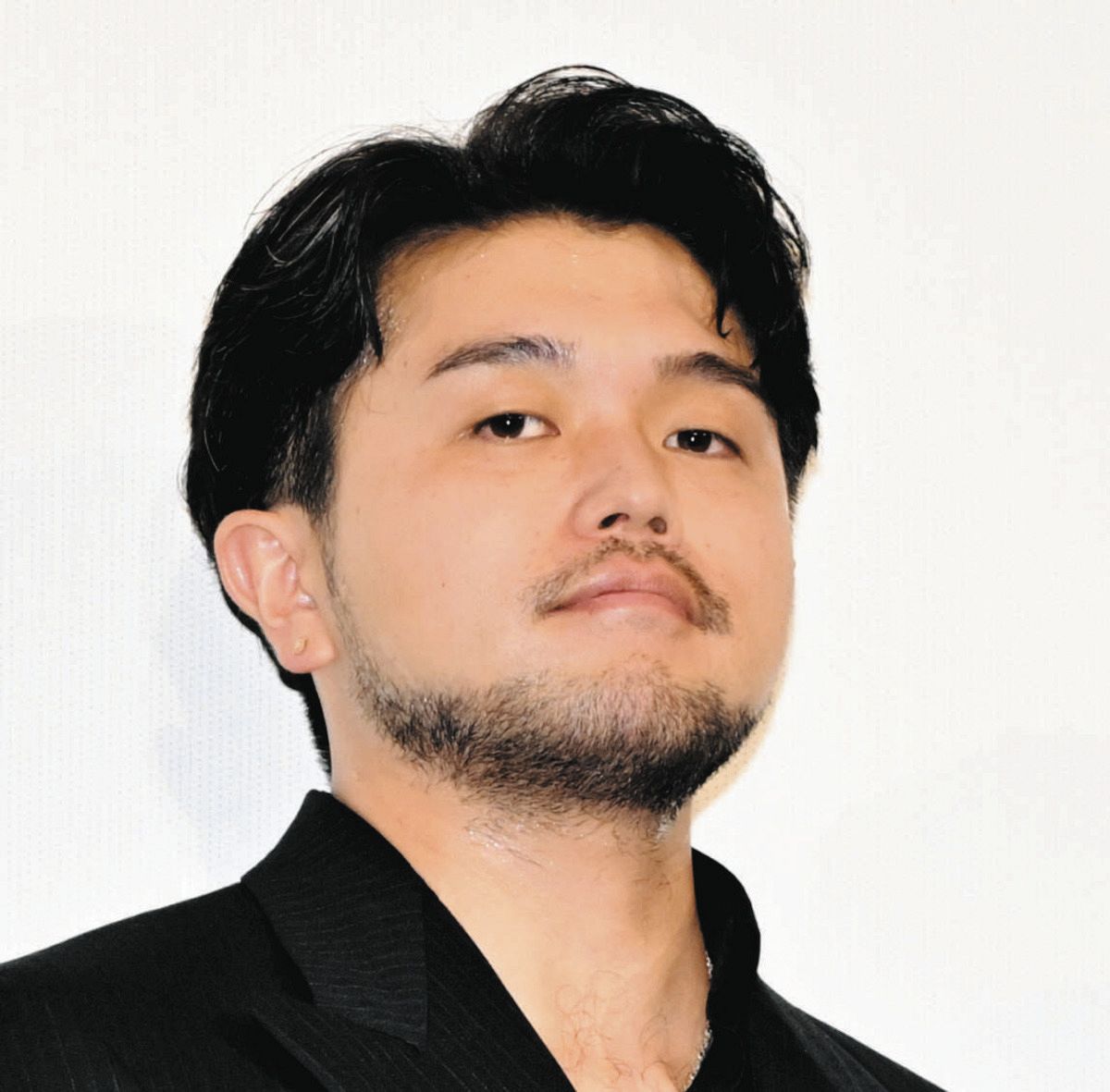 人気バンド「King Gnu」の井口理が結婚発表、お相手は以前から交際し