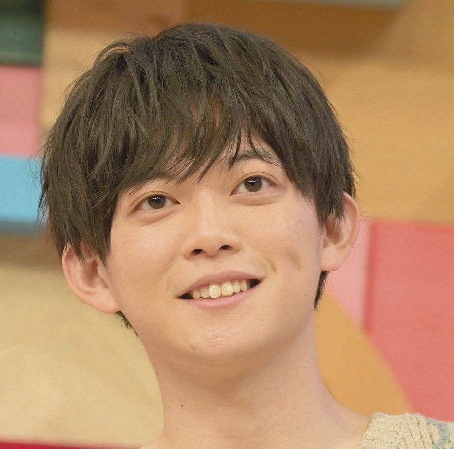 松丸亮吾クリぼっち告白に賛意続々 あいあいマフラー目撃 いいな そんな青春送りたかったなと思う男子校卒業のぼく 中日スポーツ 東京中日スポーツ