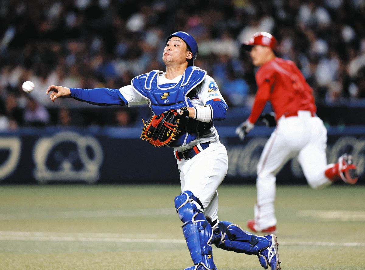 中日・加藤匠馬、今季5度目のスタメンでバズーカ2連発も「あさって（26