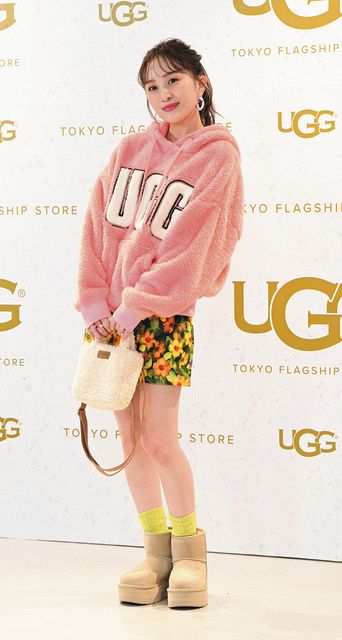 ももクロ・百田夏菜子「現場で使っているスリッパやサンダルも