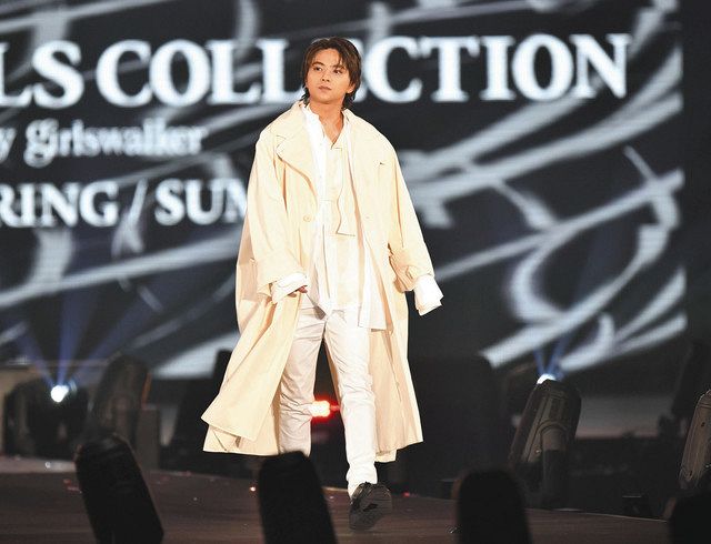 Sexy Zone」佐藤勝利､真っ白な衣装でランウェイ ド派手な『TGC