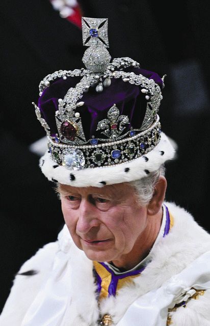 【写真】美しい・・・キャサリン皇太子妃、ウィリアム皇太子とシャーロット王女、ルイ王子:中日スポーツ・東京中日スポーツ