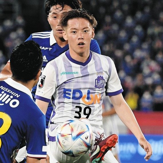 プロ1年目満田誠 広島 得点 アシスト ハードワークの 3点勝負 で 上を目指す サッカー代表 中日スポーツ 東京中日スポーツ