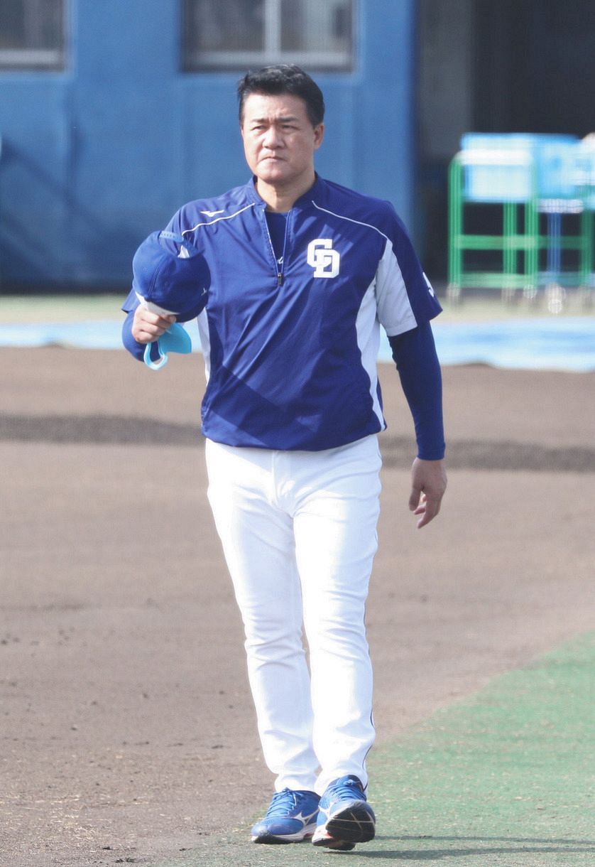 中日ドラゴンズ　ユニホーム　星野監督時代　3塁コーチ　74番立石充男　LL 立浪イズムを「全て吸収して」与田監督期待 ミスタードラゴンズ臨時