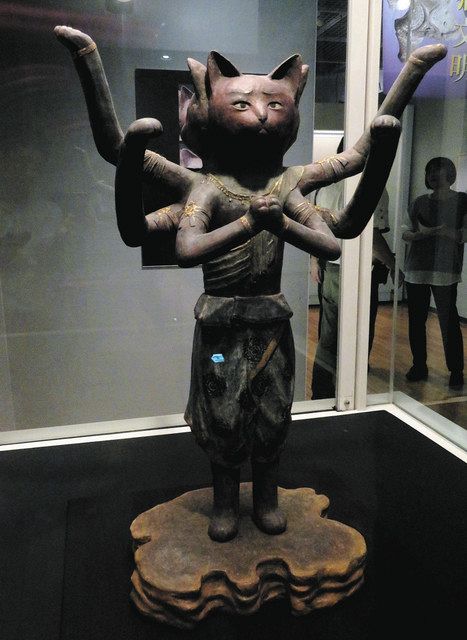 あれっ？ネコが芸術作品に！ 11月23日まで、四日市市立博物館で猫猫