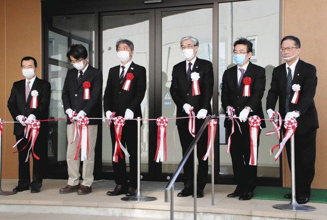 ２４時間使え ｉｃｔ機器も多数 浜医大図書館の改修完了 中日新聞しずおかweb