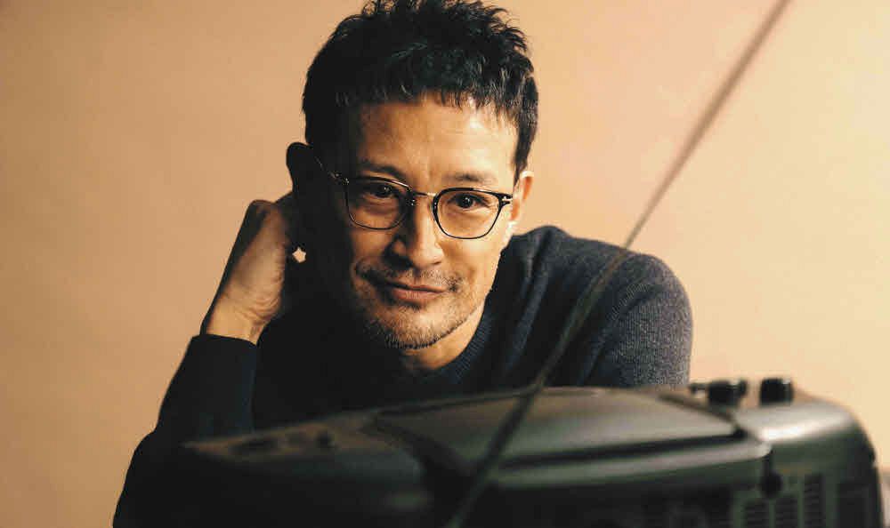 松岡昌宏が主演舞台「はがきの王様」で”はがき職人”役「僕は生粋の