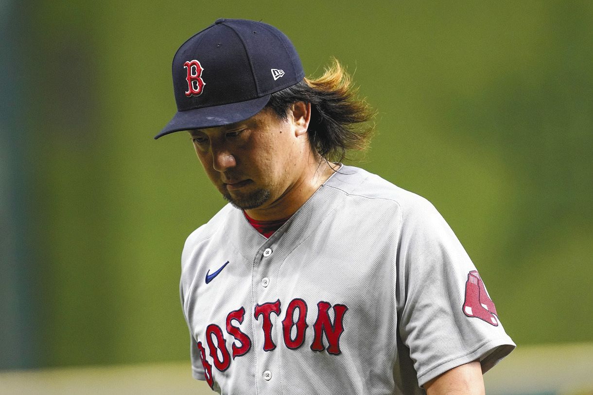 MLB】いきなり無死満塁…Rソックス沢村拓一がPS”ホロ苦”初登板
