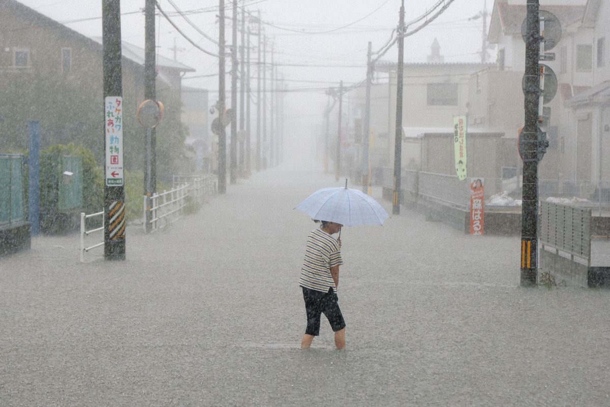 津で記録的大雨、8月の観測史上最大 台風10号、9月1日まで「警報級」の