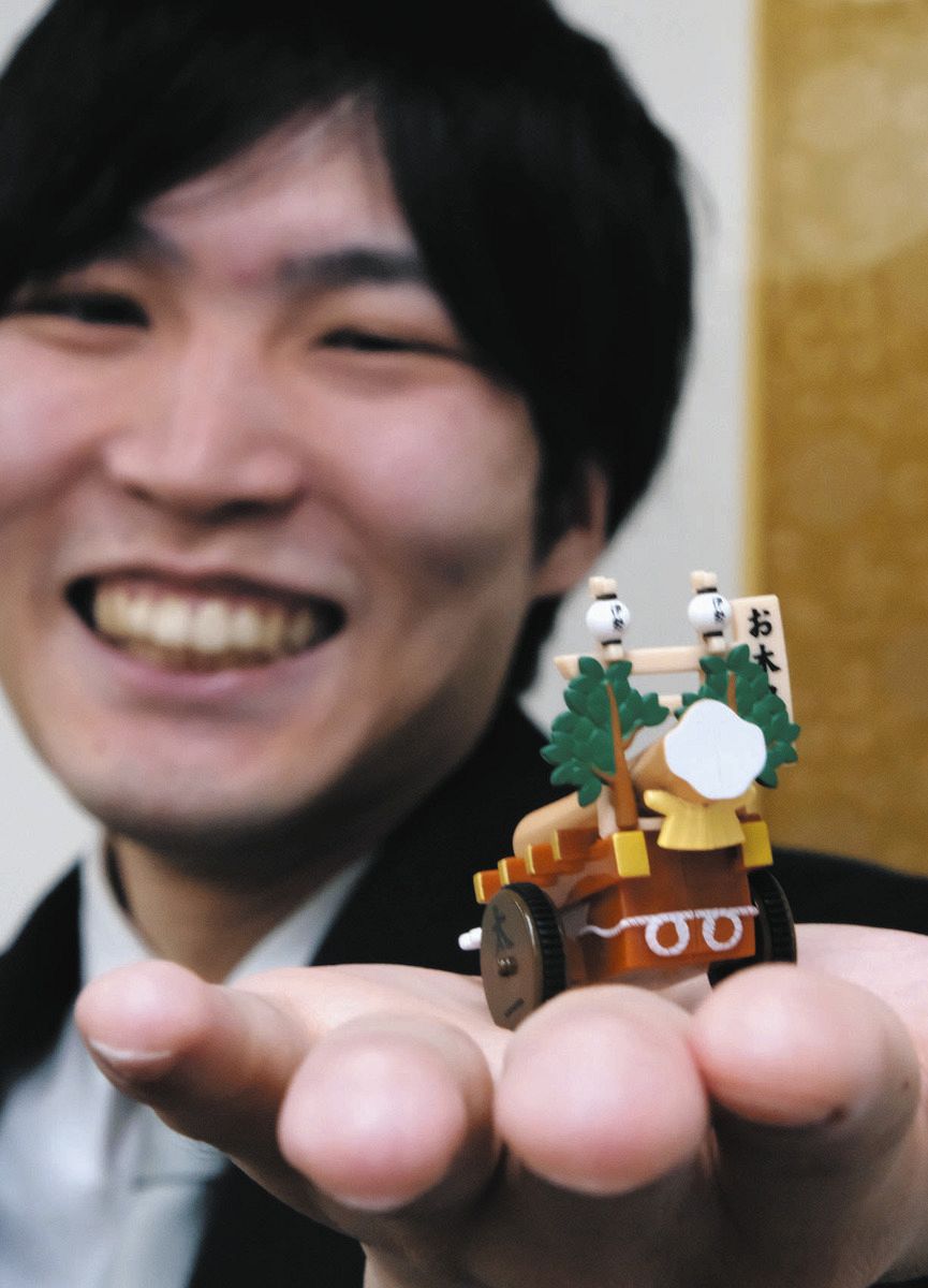 車チョロQ」や伊勢木綿の巾着袋… 「お木曳」5月幕開け、記念グッズ続々