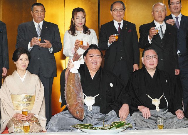 大相撲 反物 御嶽海 浴衣生地 出羽海部屋 最終価格