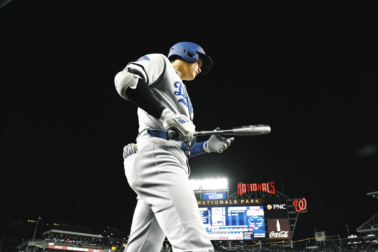 ◇大谷翔平、9回にライト前ヒット…13試合連続出塁【4.9写真8枚
