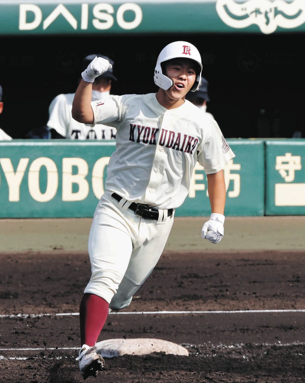 甲子園 旭川大高 藤田が本塁打含む大当たり 大阪桐蔭を相手に1試合4安打は3人目 中日スポーツ 東京中日スポーツ