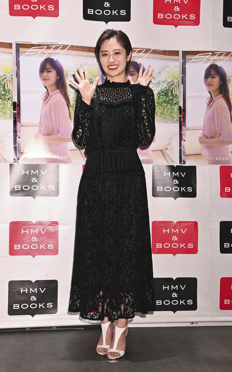 写真集で 素の私 を見せた奥山かずさ 心境の変化で髪をバッサリ60センチもカット 大人の女性に挑戦したい 中日スポーツ 東京中日スポーツ 写真集で 素の私 を見せた奥山かずさ 心境の変化で髪をバッサリ60センチもカット 大人の女性に挑戦したい 中日スポーツ 東京中日スポーツ