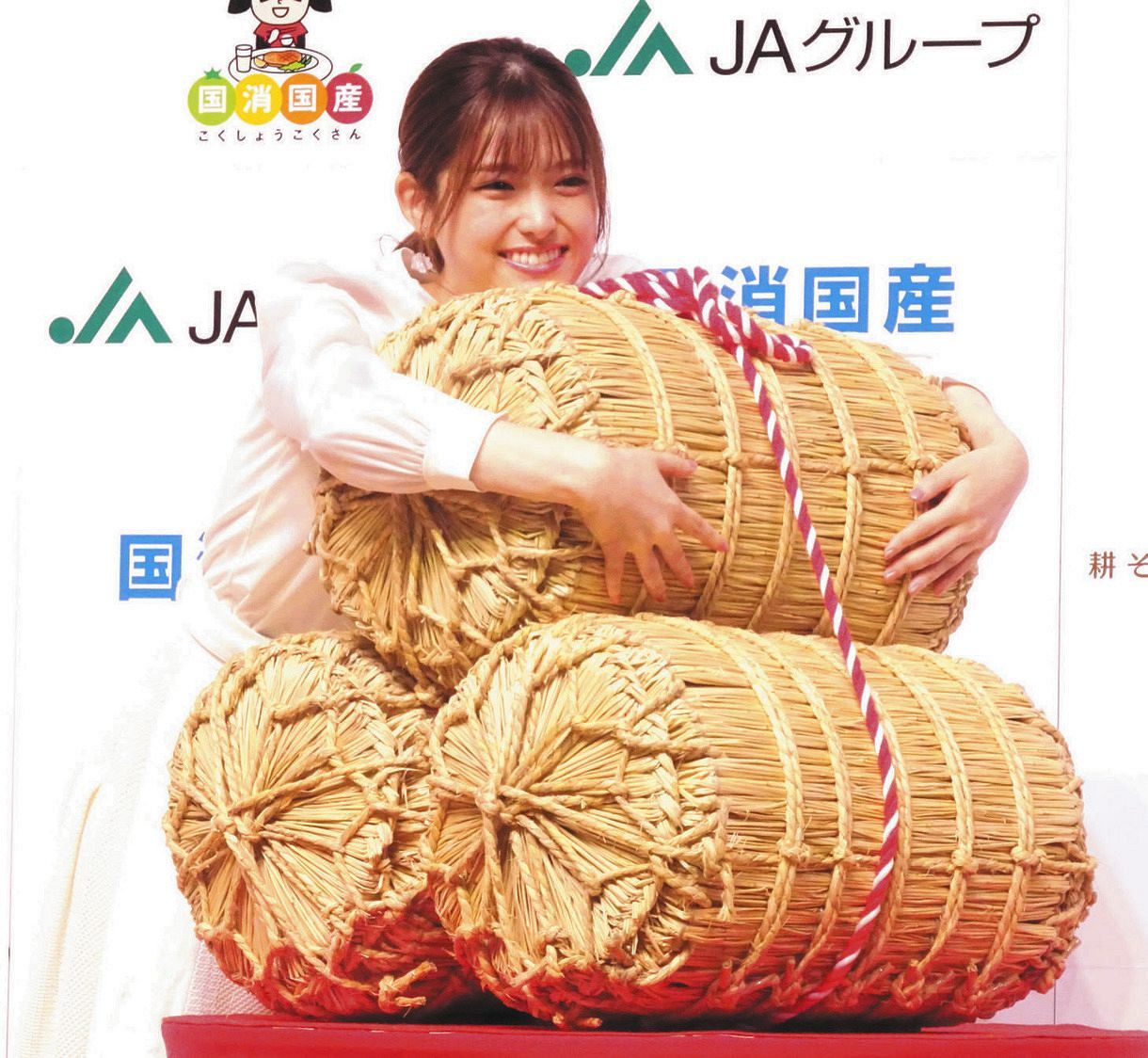 お米は幼なじみ 元乃木坂46の松村沙友理 卒業祝いで一生分のお米を贈呈され 光栄 中日スポーツ 東京中日スポーツ