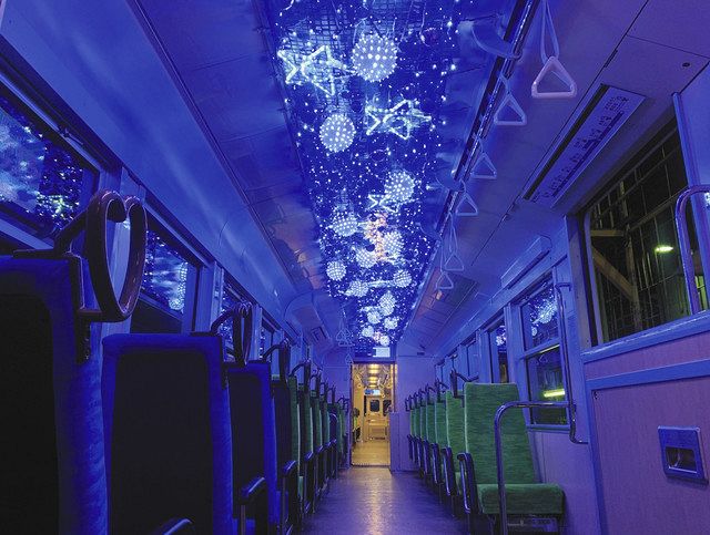 医療従事者へ感謝の光 四日市あすなろう鉄道、青の電飾で彩り：中日新聞Web