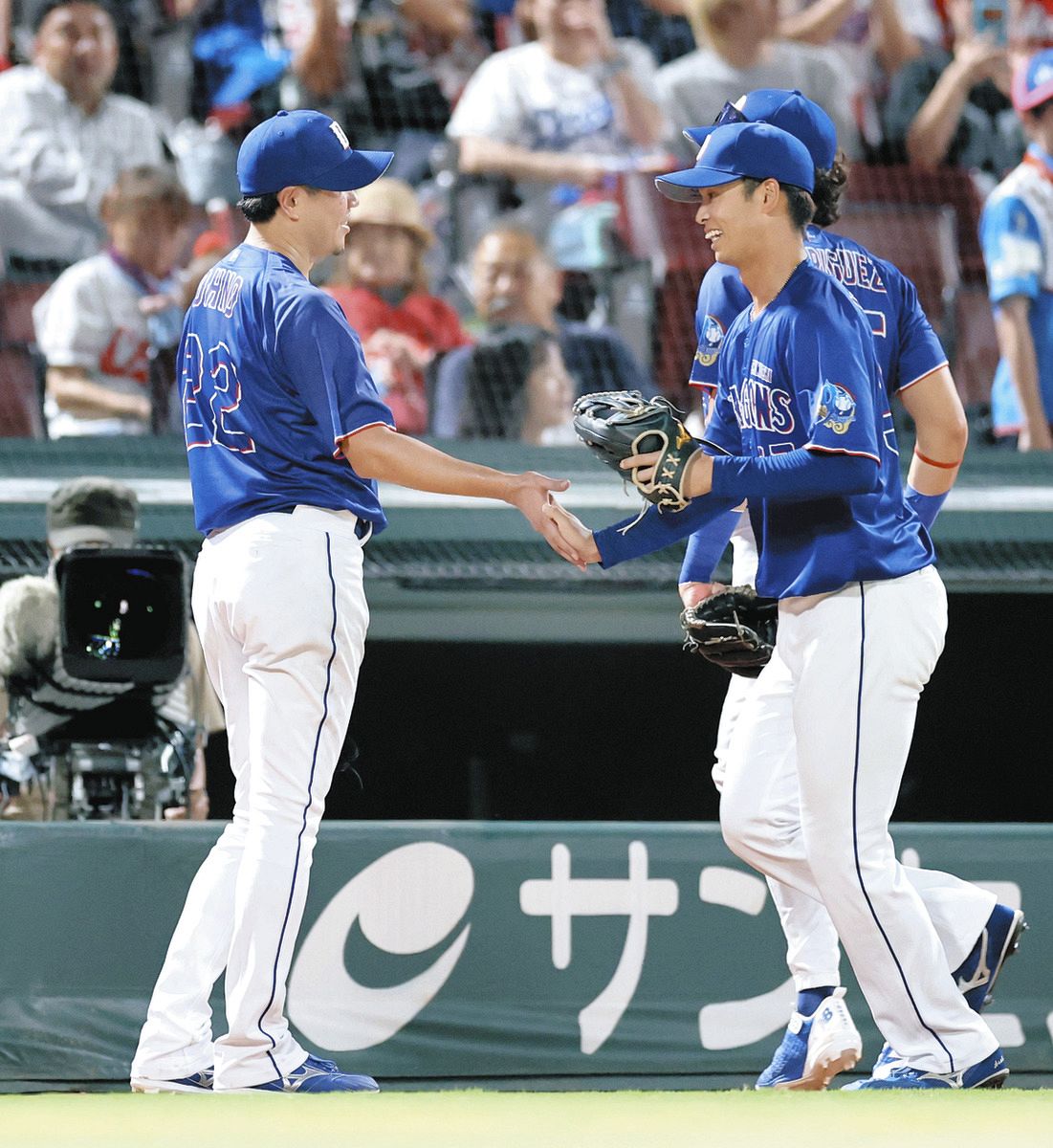 中日・花田旭、プロ初マツダスタジアムで左前安打「浮いてきたところを