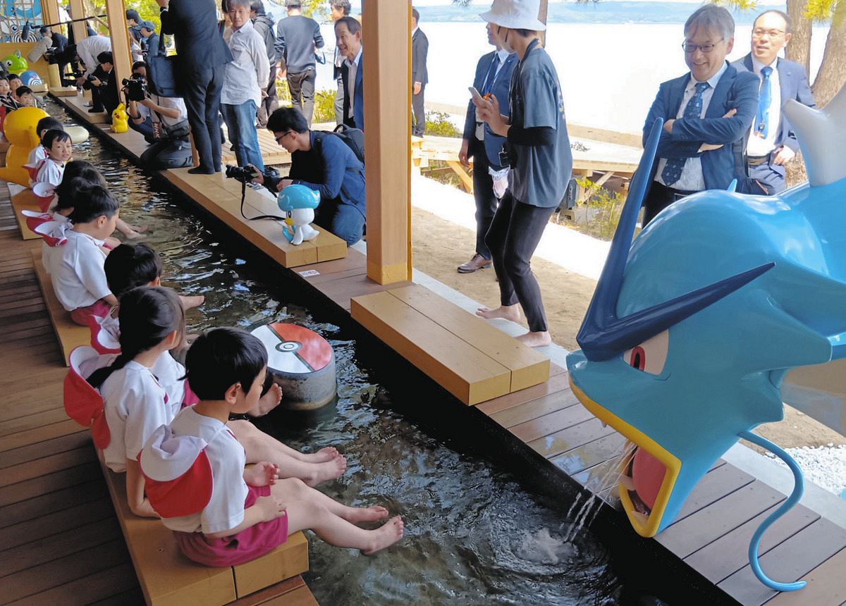 ポケモンの足湯が七尾温泉にオープン！癒しの新スポット