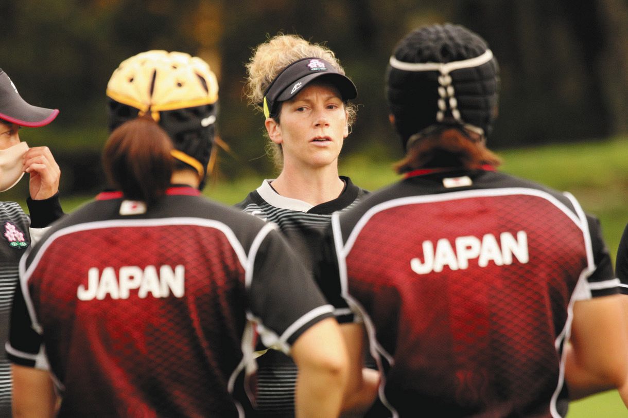 女子日本代表のレスリー・マッケンジーヘッドコーチ