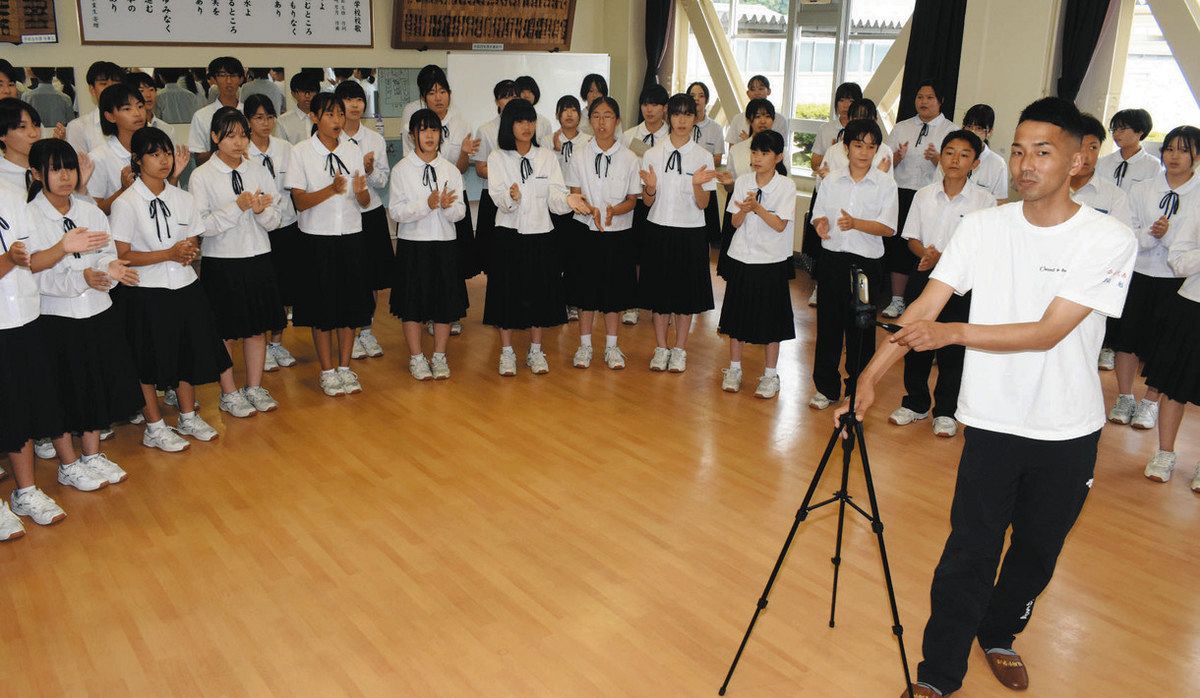 復興ソング 歌声の輪 珠洲のグループが動画公開：北陸中日新聞Web