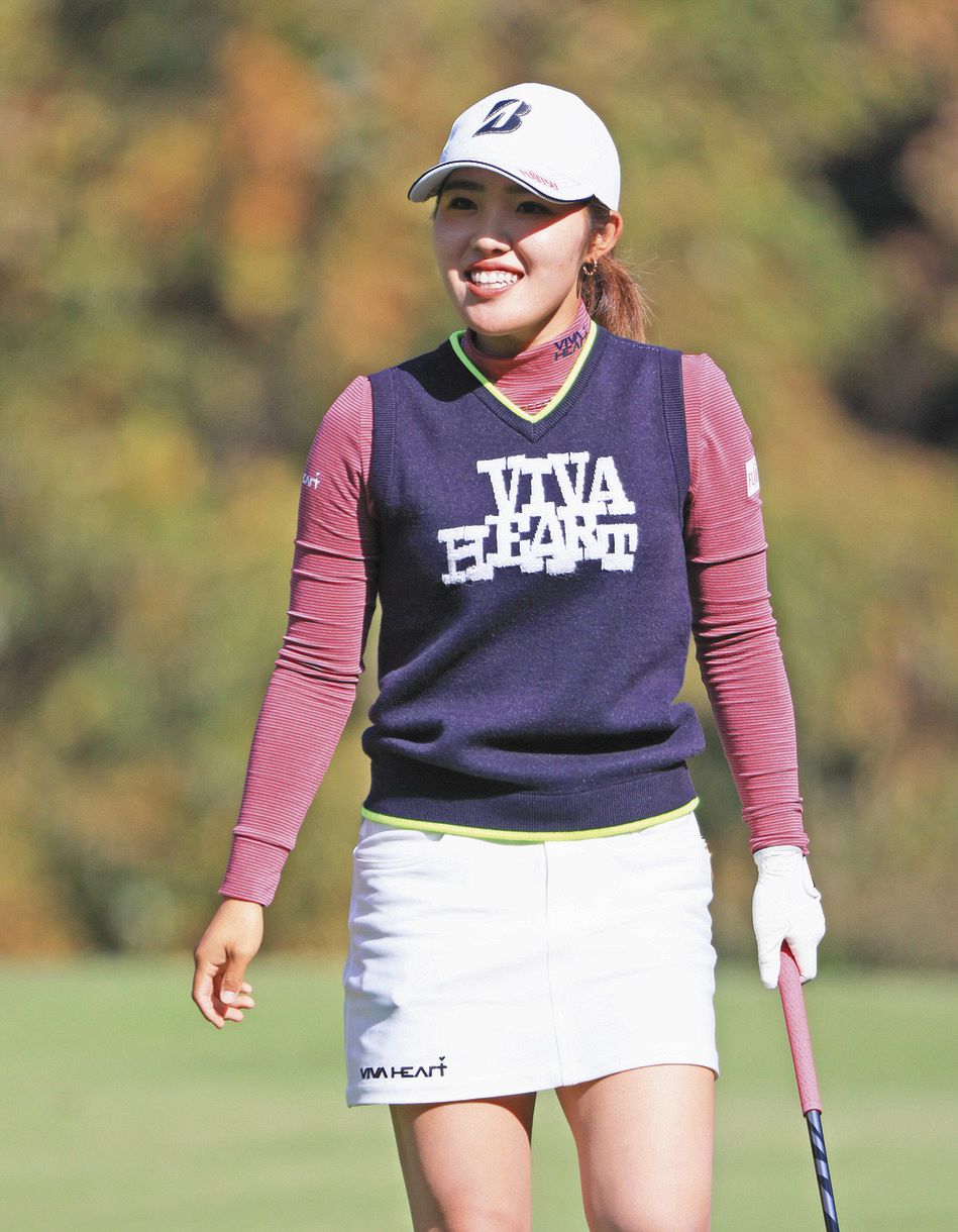 女子ゴルフ 古江彩佳ベストスコア66 一気の12位浮上 ただ一人逆転賞金女王の可能性残す 中日スポーツ 東京中日スポーツ