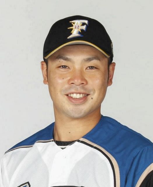 日本ハム】ビッグボスが贈った赤いリストバンドはリーダーの証し 近藤
