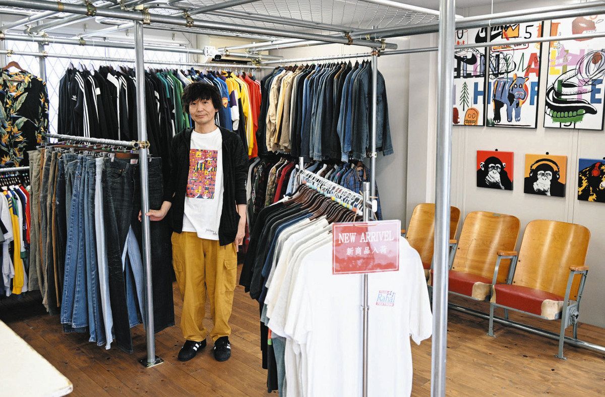 岐阜の人気古着店に福祉が一役 大垣「テン・カラーズ」の障害者が