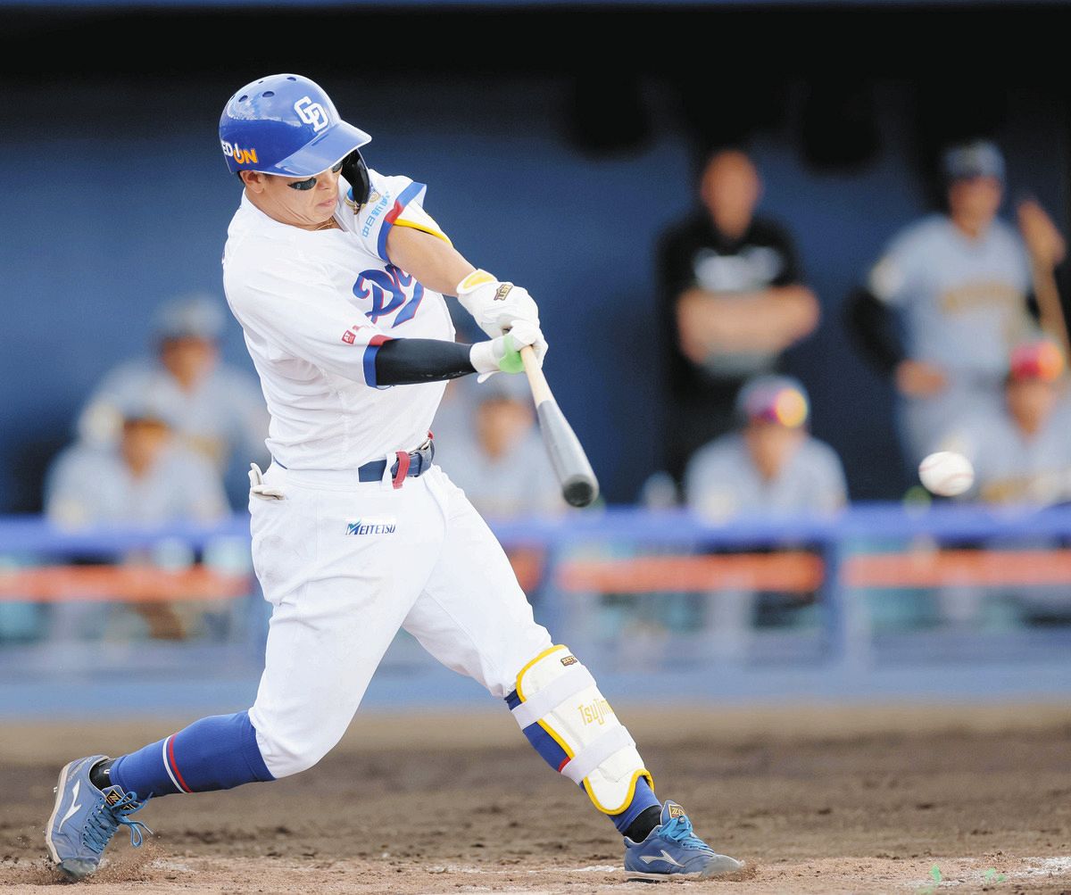 中日、OP戦初得点は辻本倫太郎のバットから！ 「9番・遊撃」で