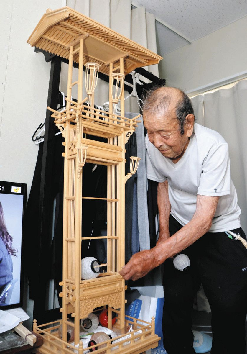 呪物！能登半島地震！七尾！縁者被災宅遺品整理！隠れキリシタン！ 木製十字架ウッド キリコ模型作り半世紀 津波で自宅全壊 珠洲の100歳 仮設で修復 小中