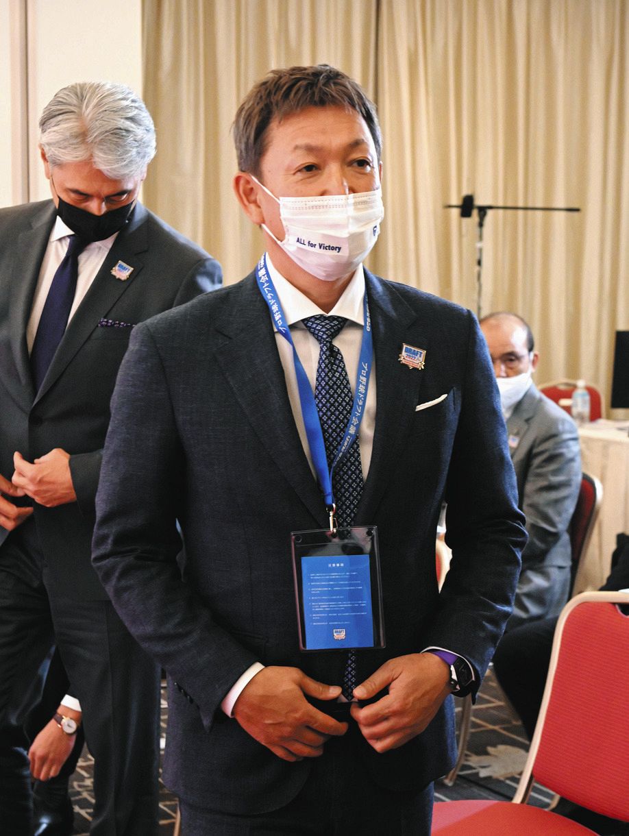 中日・立浪和義監督、初めてのドラフトは「100点」 内野手大量指名「豊作の時にとっておかないと」：中日スポーツ・東京中日スポーツ