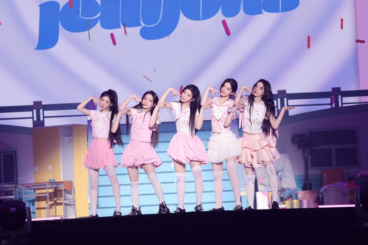 ILLIT「ホンマにありがとう」 初のファンコンサート大阪公演で〝なにわ