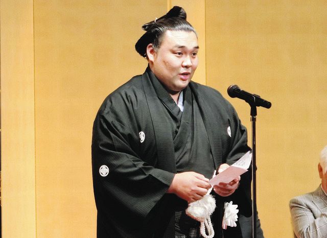 大関霧島、ライバル豊昇龍と「どっちが先に横綱に上がるか楽しみ