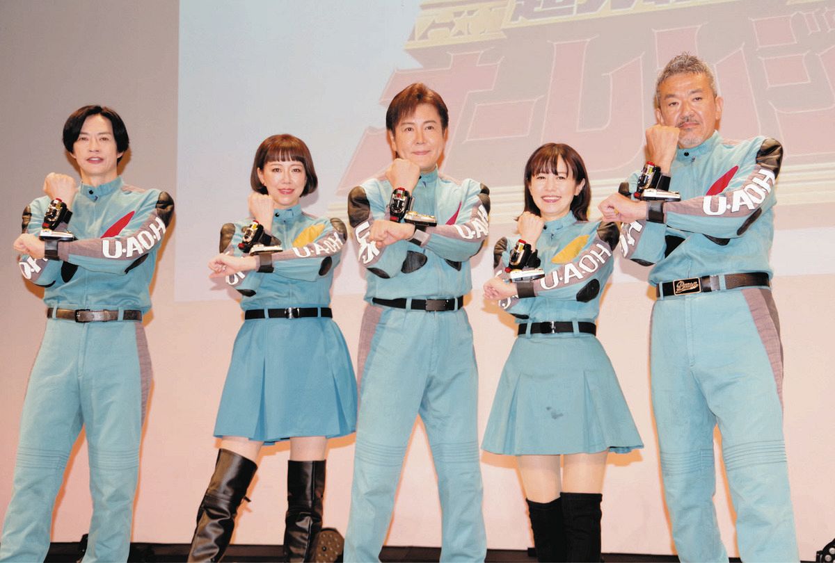 超力戦隊オーレンジャー 直筆サイン色紙 さとう珠緒 合田雅吏 宍戸勝 麻生あゆみ さとう珠緒 「丸尾桃役、さとう珠緒です！」30年ぶりオー