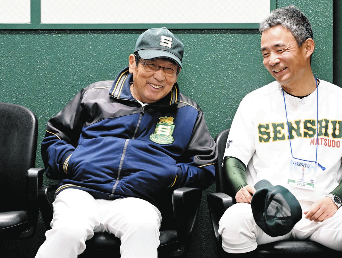専大松戸・持丸修一監督、「50年で初めて」「勝ったでも負けたでもなく