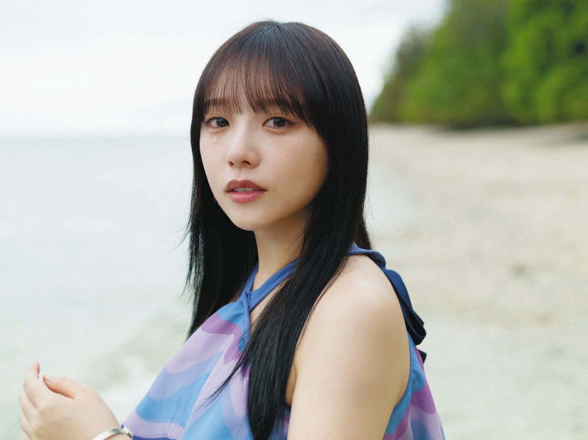 ◇与田祐希、“笑点”の写真集カット【写真複数】：中日スポーツ・東京中