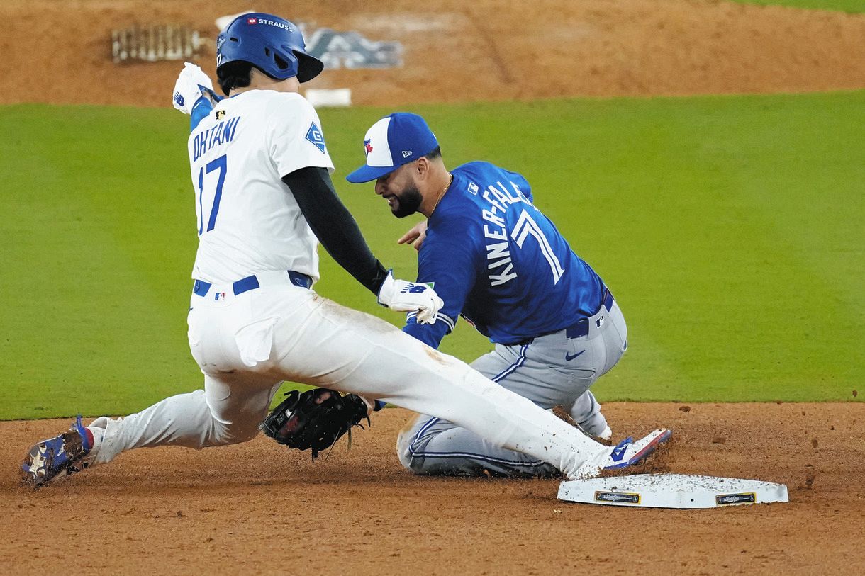 明日投げれるのか？」大谷翔平アクシデントにネット悲鳴…足に違和感か