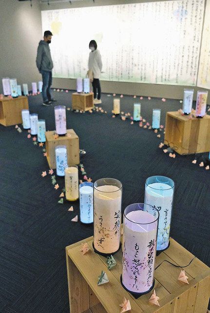 光の中に浮かぶ笑顔 一筆啓上賞丸岡で行燈展 日刊県民福井web