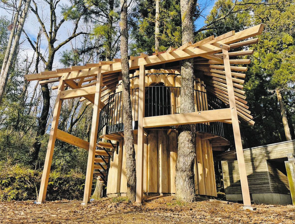 ツリーハウス年内完成へ あわら・金津創作の森市役所で贈呈式：日刊
