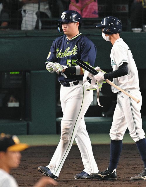 ヤクルト村上宗隆4打席連続で記録更新を逃す：中日スポーツ