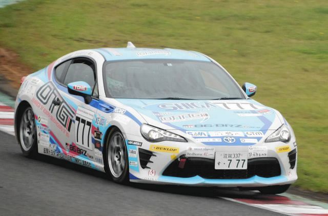 元中日・山崎武司さんシリーズ初優勝へ好発進「86／BRZレース」予選4