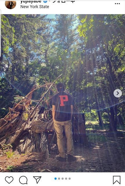 ついにホームレス生活 Ny拠点の ピース の綾部祐二が森林の中での ツリーハウス 公開で物議を醸す 中日スポーツ 東京中日スポーツ