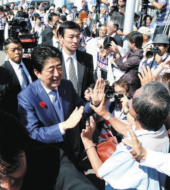 安倍氏死去 県内悼む声：中日新聞しずおかWeb