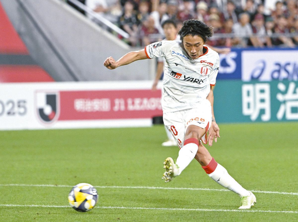名古屋グランパス・DF原輝綺、今季J1初ゴール 公式戦連発弾は技あり