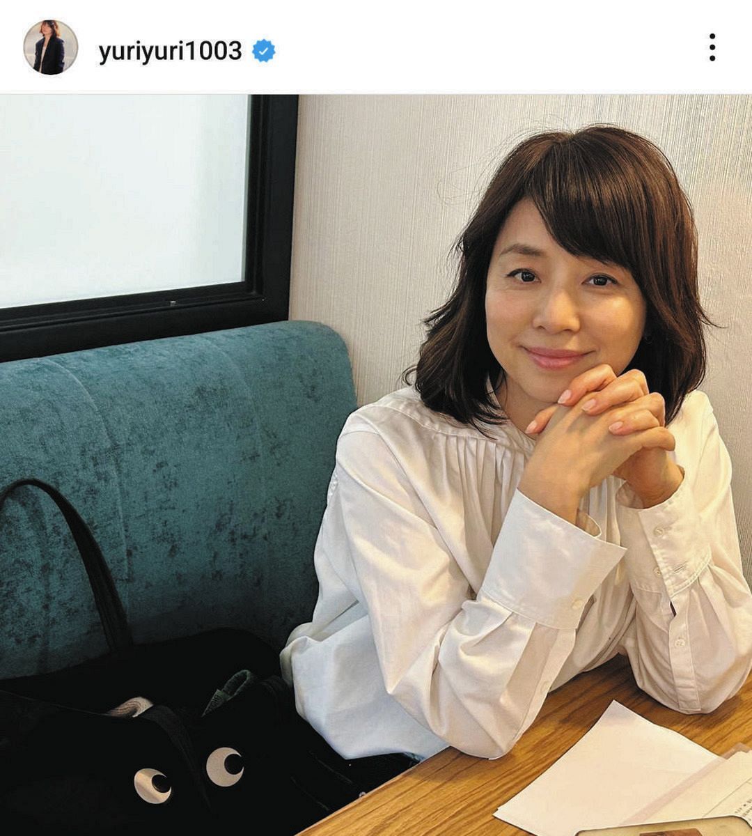 ゆりこ ◇石田ゆりこ、カメラみつめ「いつもいつもありがとうございます」【写真】：中日スポーツ・東京中日スポーツ