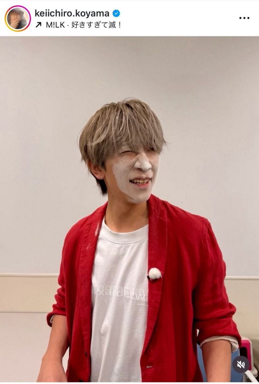 実際の投稿】小山慶一郎、山中柔太朗「バラエティーの勲章」ショット