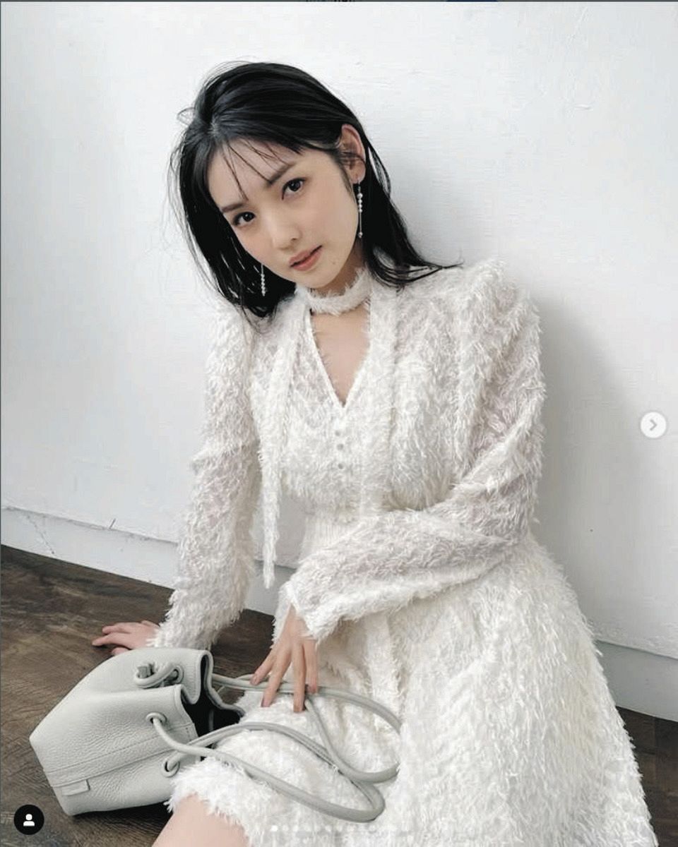◇道重さゆみ、「めちゃくちゃ春」ショット【写真複数】：中日