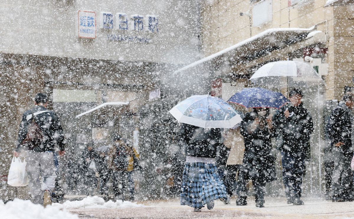 鈴鹿サーキットパークが臨時休園、スリップなど事故175件 大雪直撃の