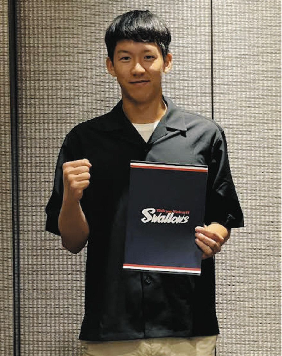 ヤクルト、育成1位右腕・高橋翔聖と契約 「チームの勝利に貢献できる投手になれるように」:中日スポーツ・東京中日スポーツ